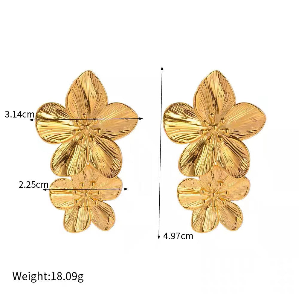 Retro Temperament Petals Stud Earrings