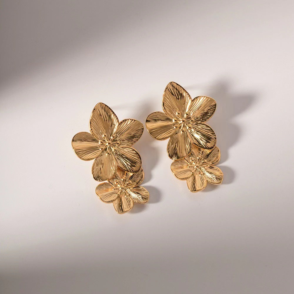 Retro Temperament Petals Stud Earrings